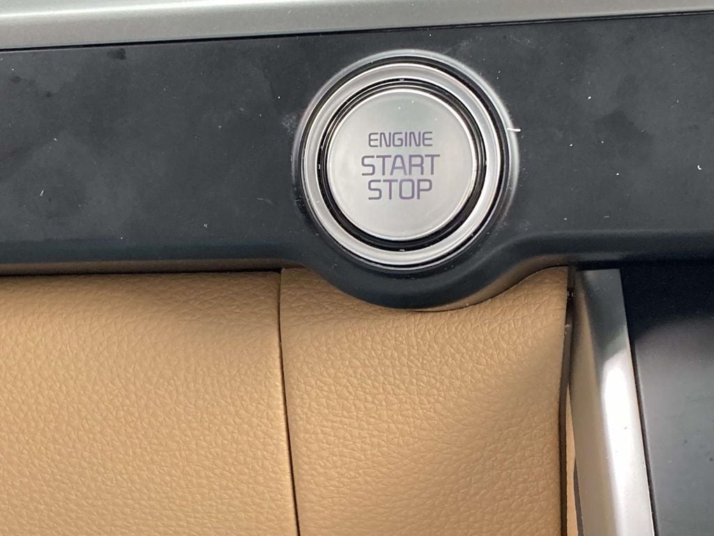 2024 Kia Carnival LX