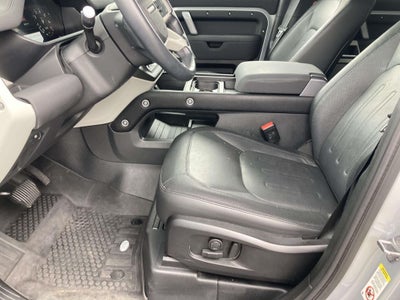 2022 Land Rover Defender 110 X-Dynamic SE