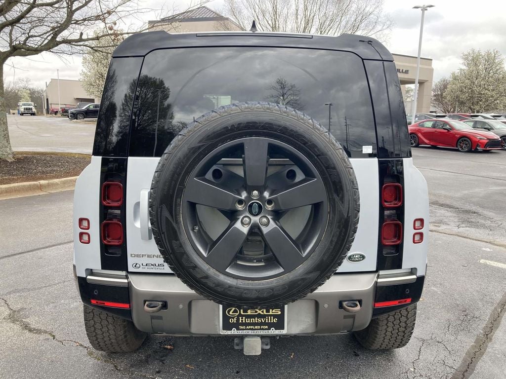 2022 Land Rover Defender 110 X-Dynamic SE