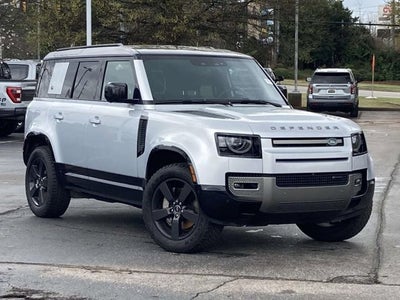 2022 Land Rover Defender 110 X-Dynamic SE