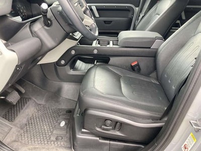 2022 Land Rover Defender 110 X-Dynamic SE