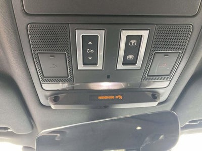 2022 Land Rover Defender 110 X-Dynamic SE