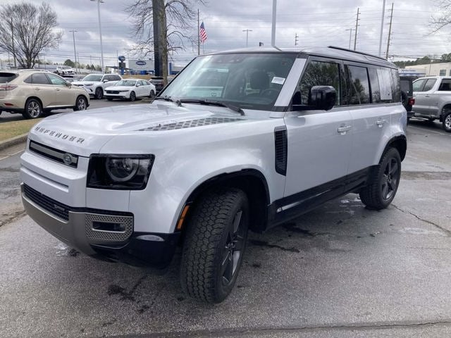 2022 Land Rover Defender 110 X-Dynamic SE
