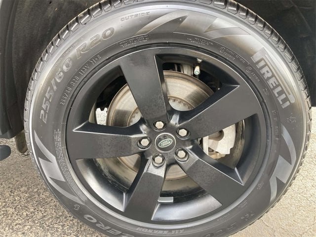 2024 Land Rover Defender 110 S