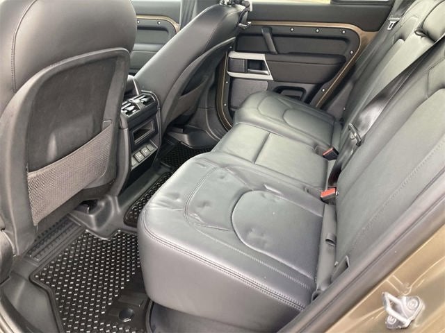 2024 Land Rover Defender 110 S