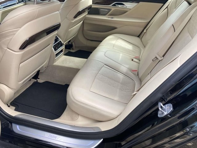 2019 BMW 7 Series 750i