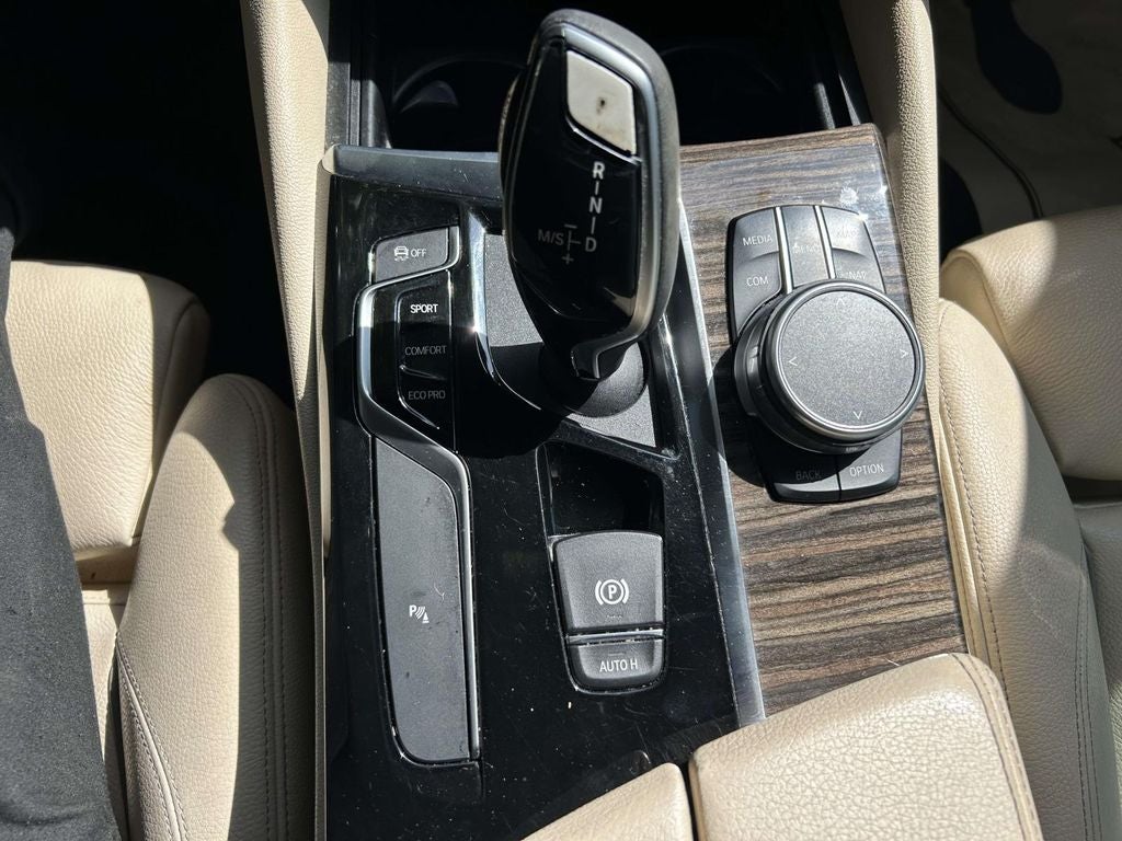 2019 BMW 5 Series 530i