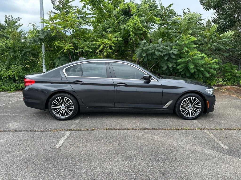 2019 BMW 5 Series 530i