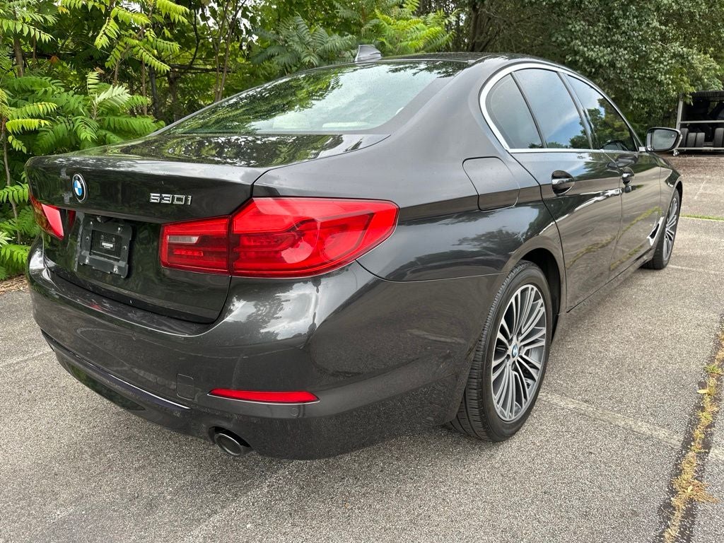 2019 BMW 5 Series 530i