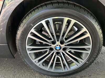 2019 BMW 5 Series 530i