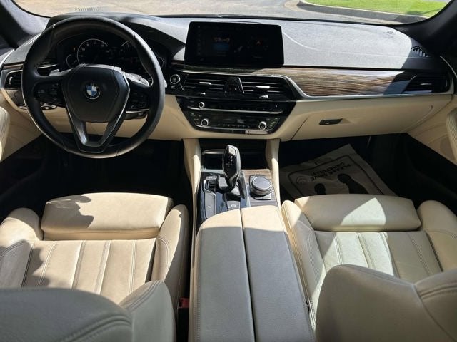 2019 BMW 5 Series 530i