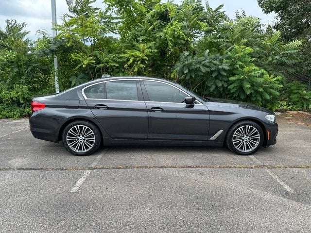 2019 BMW 5 Series 530i