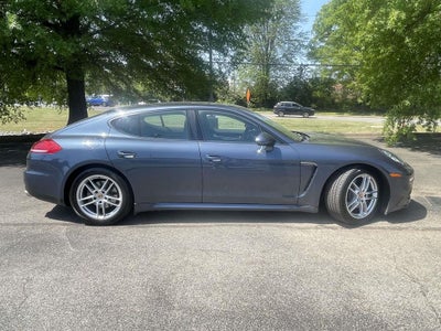 2015 Porsche Panamera 4