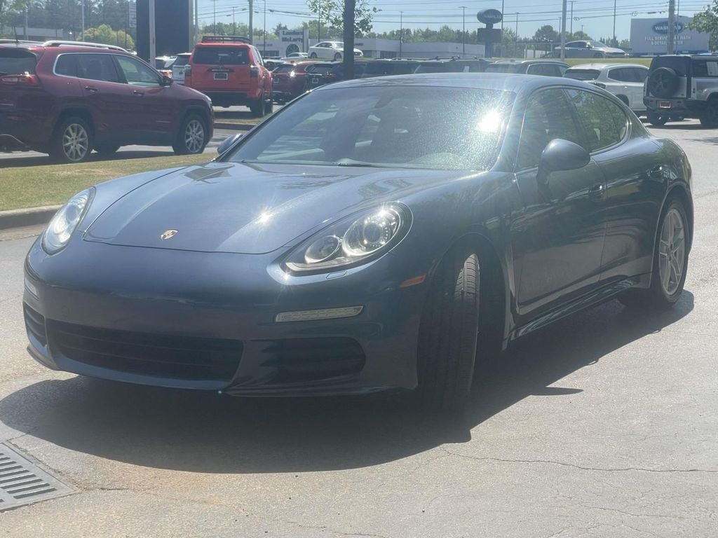 2015 Porsche Panamera 4