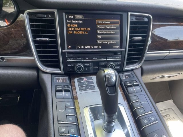 2015 Porsche Panamera Base
