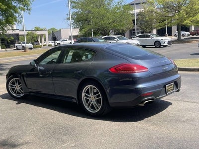 2015 Porsche Panamera Base