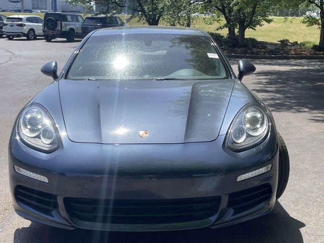 2015 Porsche Panamera Base