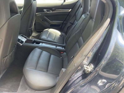 2015 Porsche Panamera Base