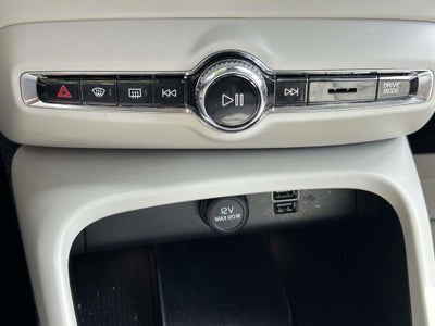 2020 Volvo XC40 T5 Inscription