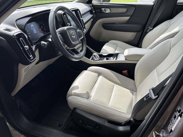 2020 Volvo XC40 T5 Inscription