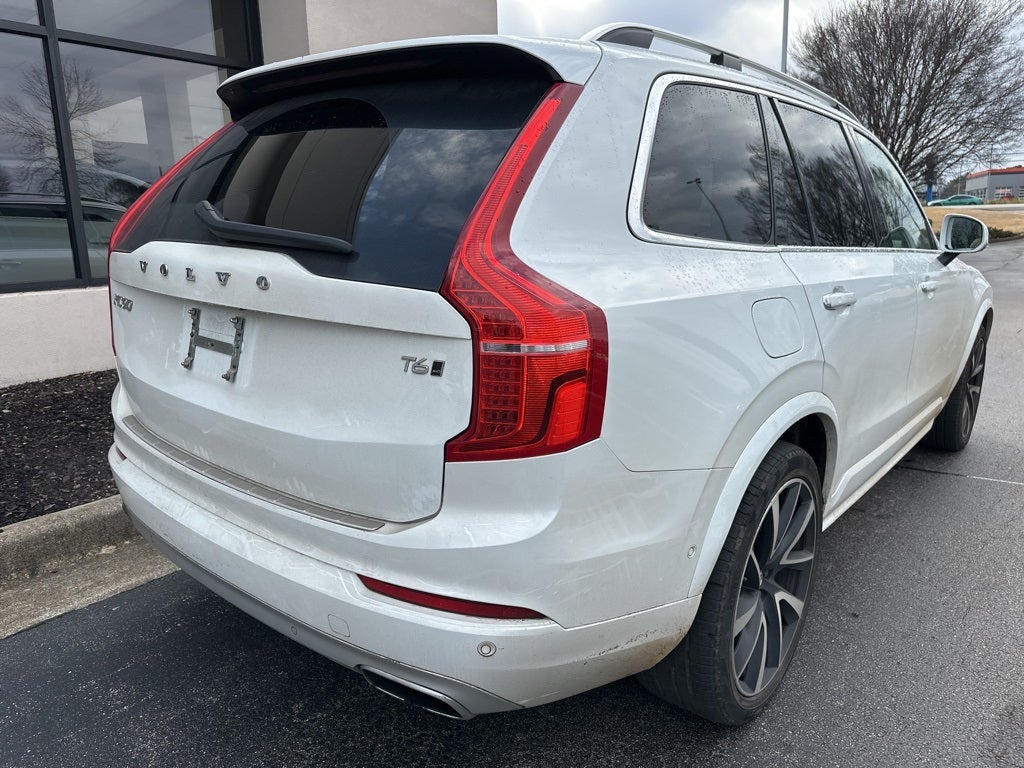 2019 Volvo XC90 T6 Momentum