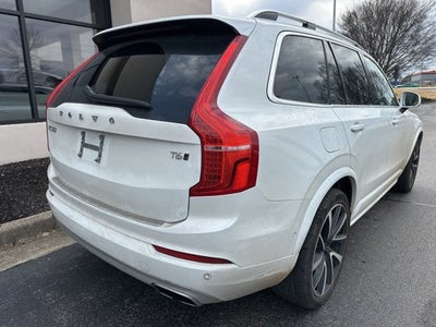 2019 Volvo XC90 T6 Momentum