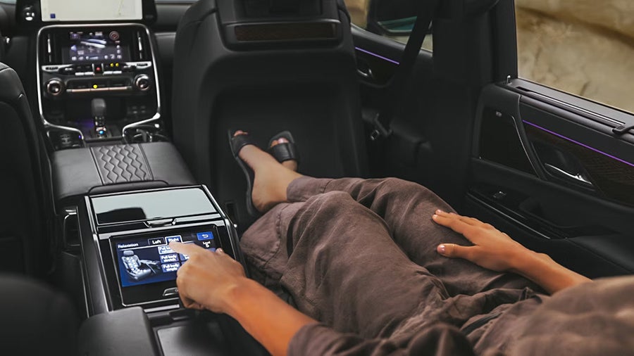 Lx Reclinable Second Row
